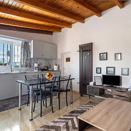 Angela בית נופש Dalamanara