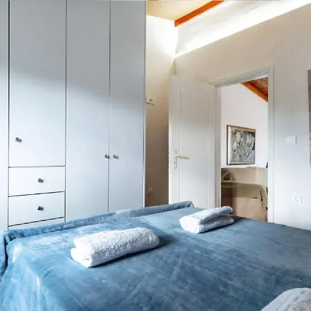 Angela בית נופש *