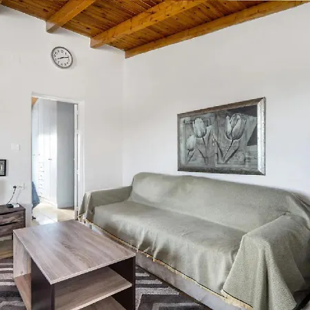 בית נופש Angela